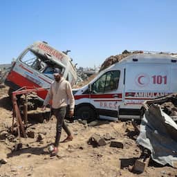 Overzicht | Beelden van beschieting ambulances, Israël breidt grondoffensief uit