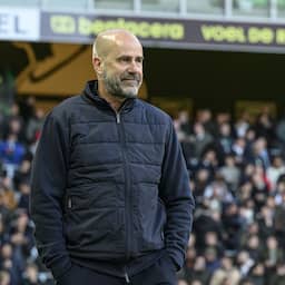 Bosz kreeg bericht van moeder na zege PSV: ‘Ze zag me weer eens lachen’