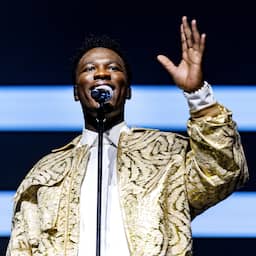 Claude krijgt zaal mee bij eerste Songfestival-optreden voor publiek