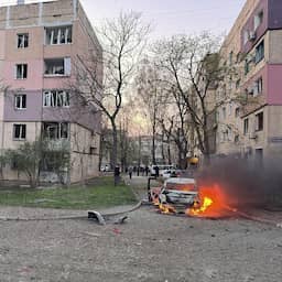 Veertien doden na Russische aanval op woonwijk in geboortestad Zelensky